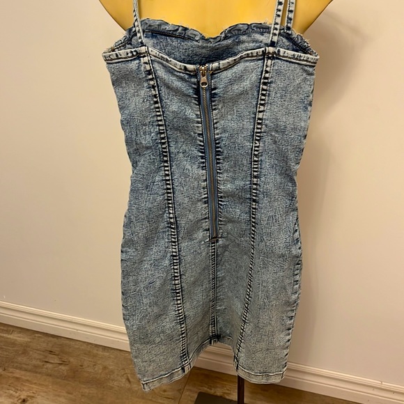 BNWT Denim Mini Dress - Picture 5 of 6